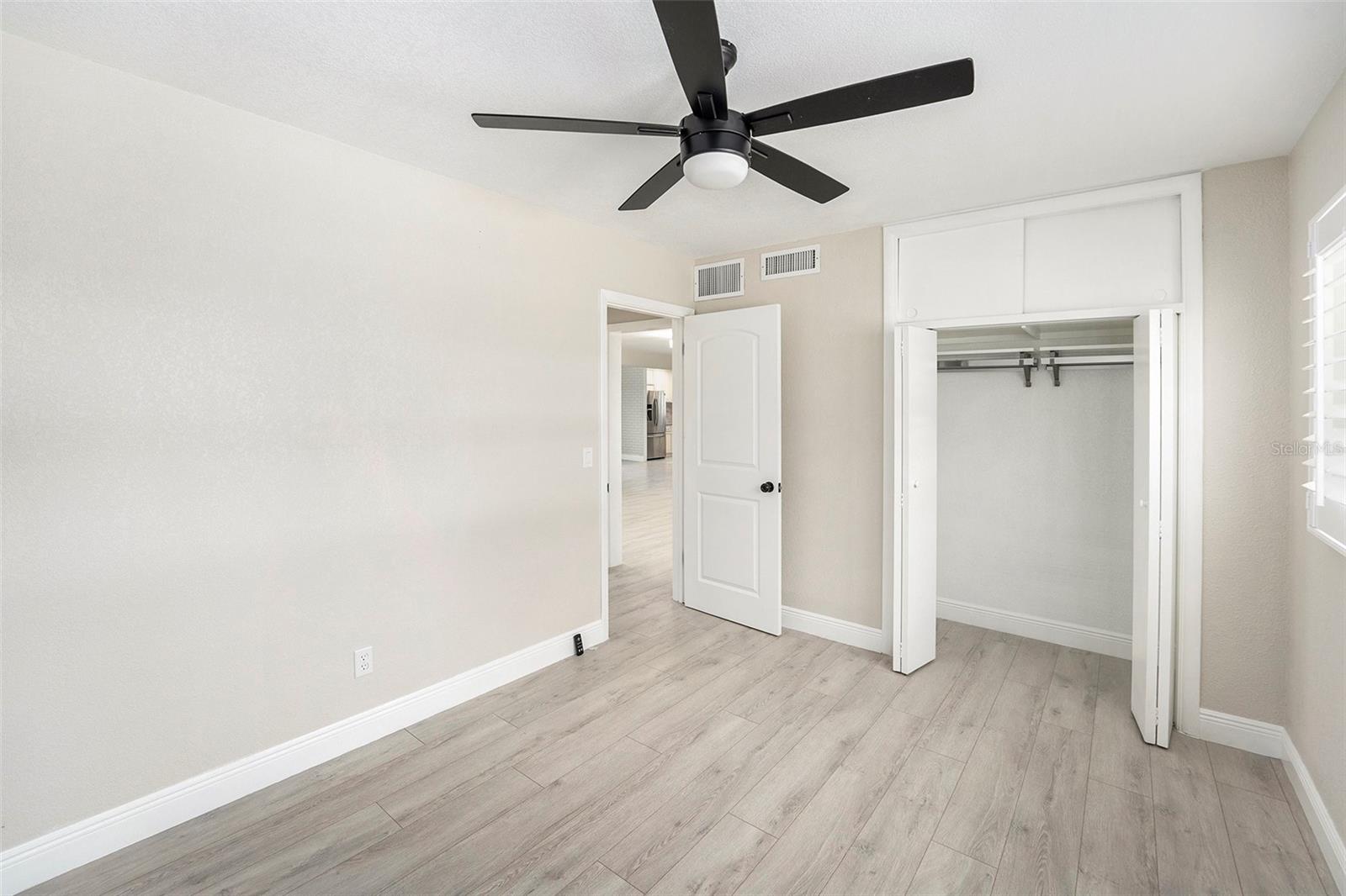 Image 18 of 39 For 1316 Dorothy Drive