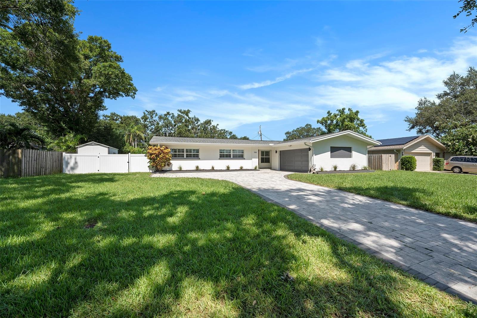 Image 3 of 39 For 1316 Dorothy Drive