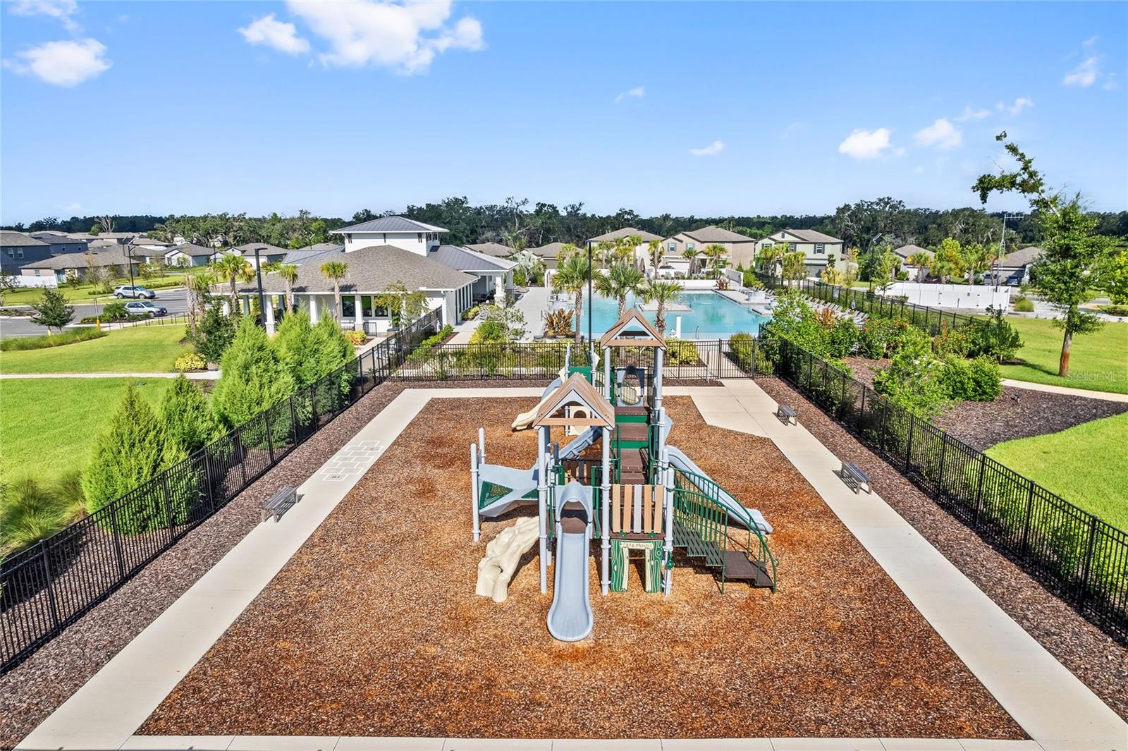 Image 32 of 39 For 6884 Ripple Pond Loop