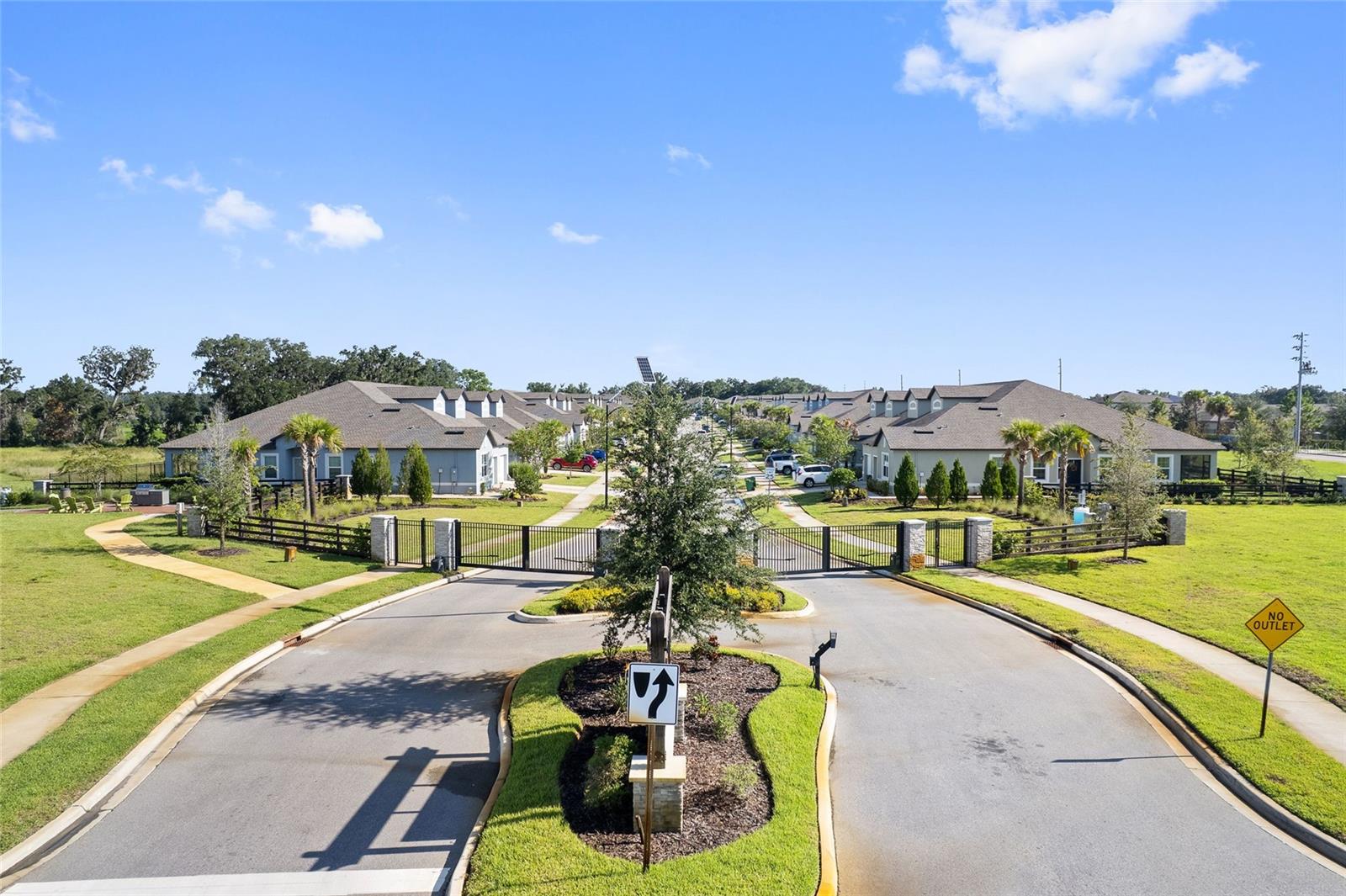 Image 33 of 39 For 6884 Ripple Pond Loop