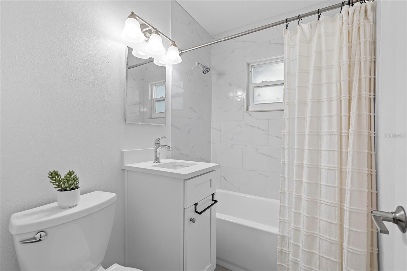 Image 17 of 29 For 326 50th Avenue N