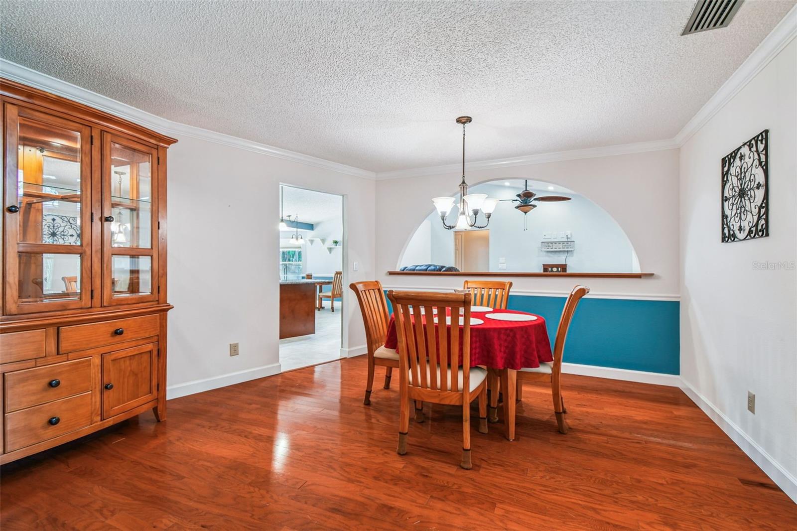 Image 13 of 90 For 6006 Redhawk Dr