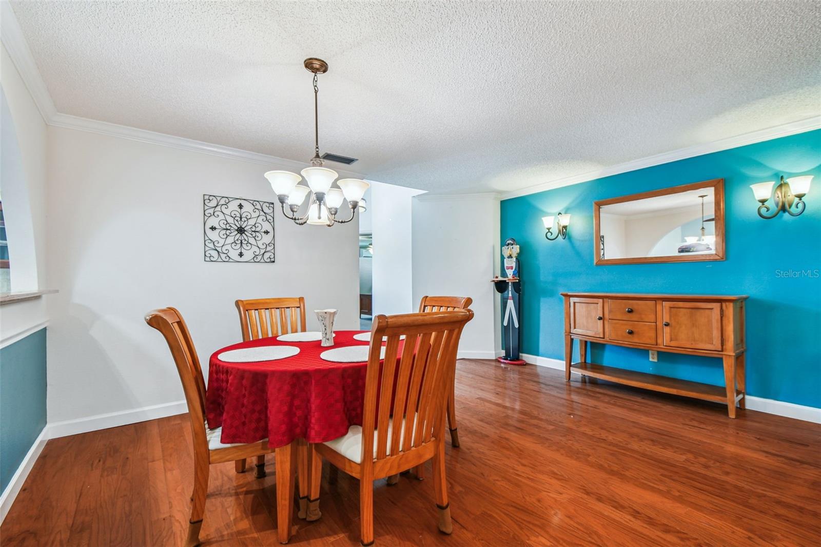 Image 15 of 90 For 6006 Redhawk Dr