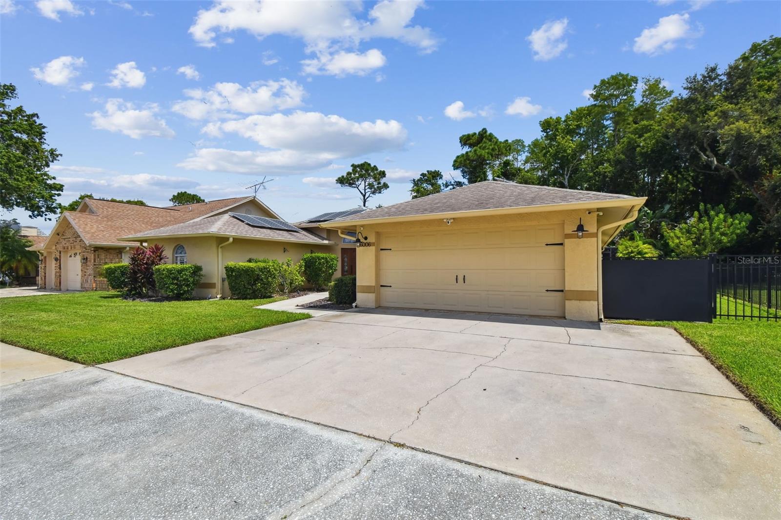 Image 2 of 90 For 6006 Redhawk Dr