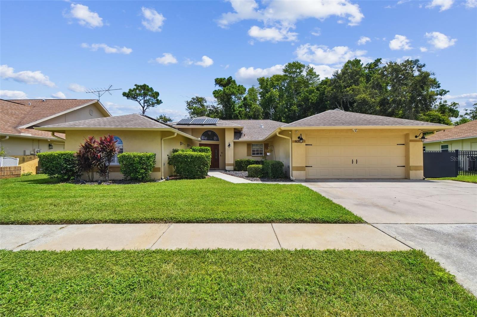 Image 3 of 90 For 6006 Redhawk Dr