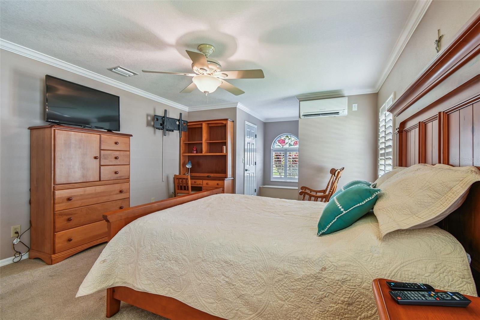 Image 36 of 90 For 6006 Redhawk Dr