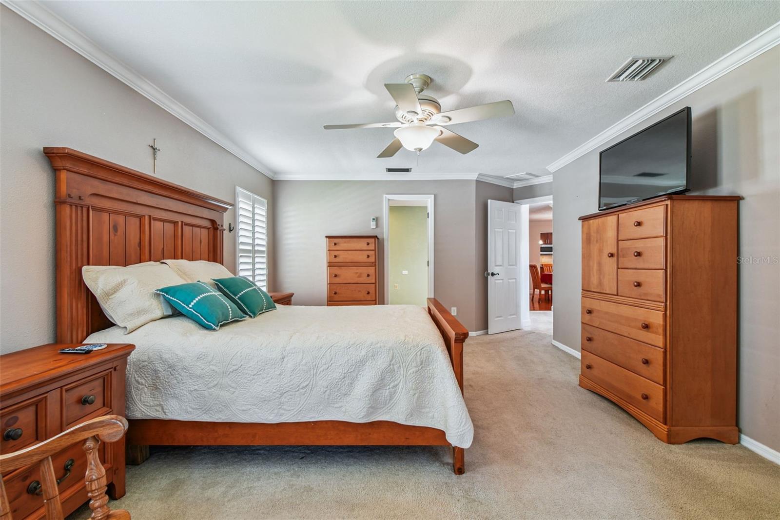 Image 38 of 90 For 6006 Redhawk Dr