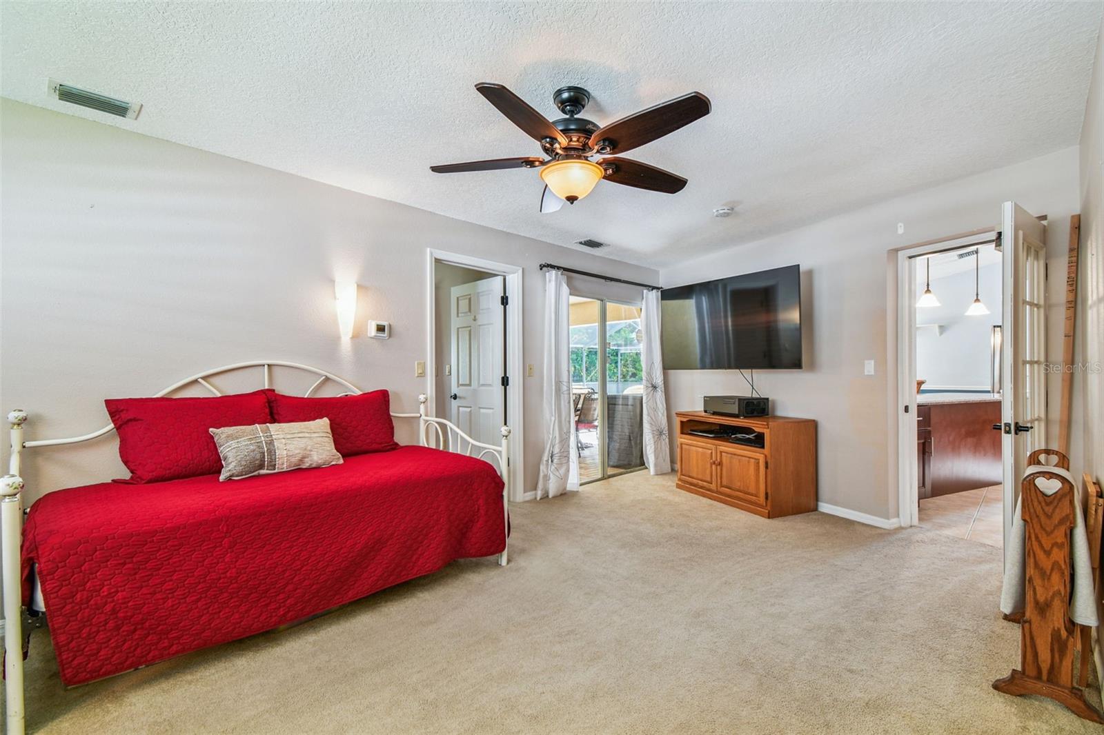 Image 44 of 90 For 6006 Redhawk Dr