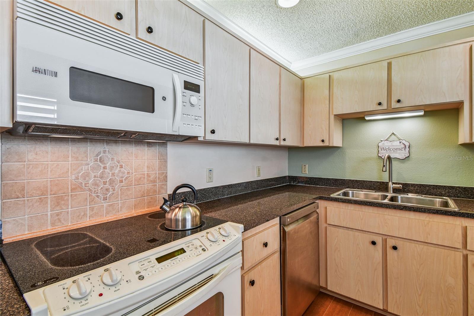 Image 50 of 90 For 6006 Redhawk Dr