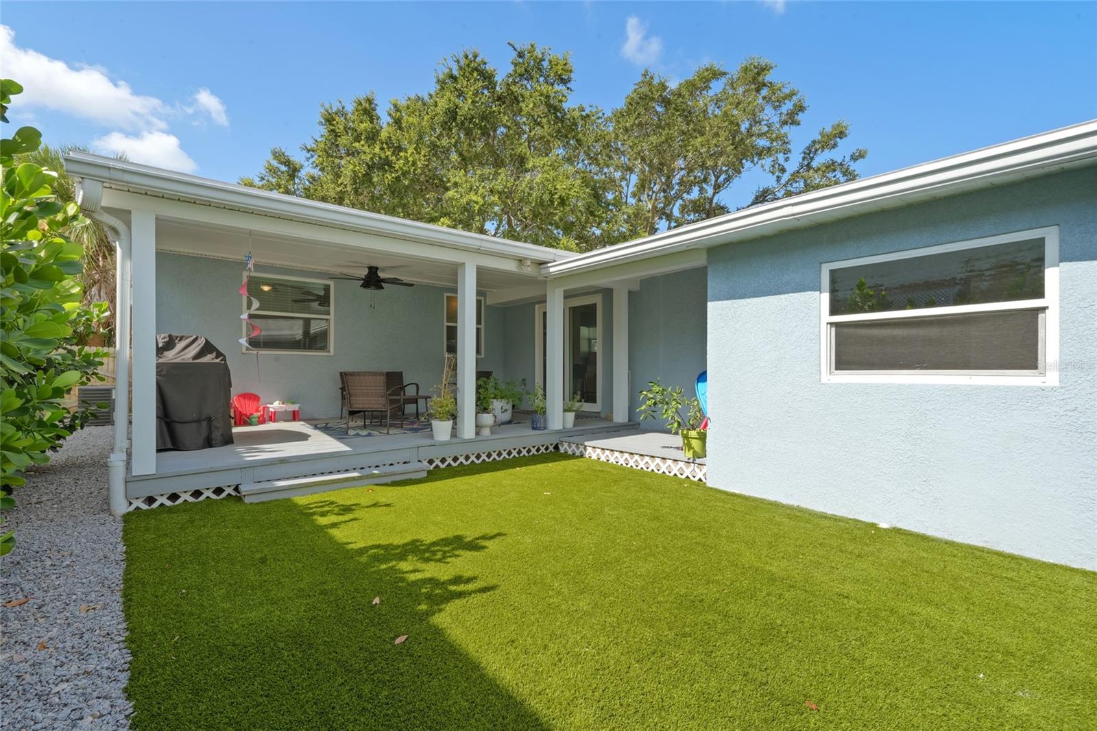 Image 4 of 36 For 1705 29th Avenue N