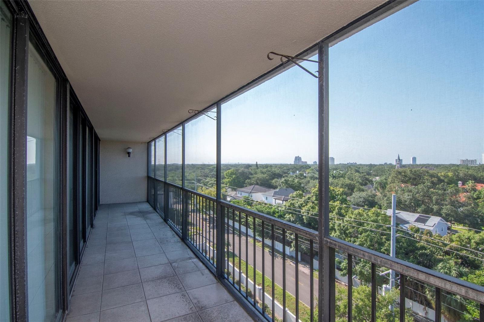 Image 19 of 33 For 3211 Swann Avenue 806