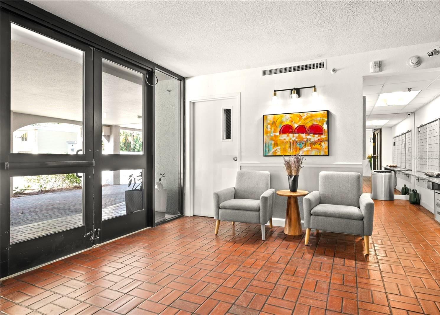 Image 5 of 33 For 3211 Swann Avenue 806
