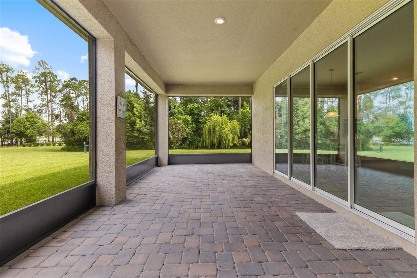 Listing photo id 15 for 17804 Waterway Creek Drive