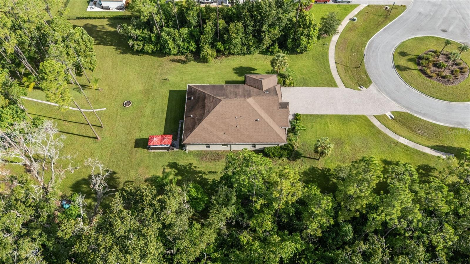 Listing photo id 35 for 17804 Waterway Creek Drive
