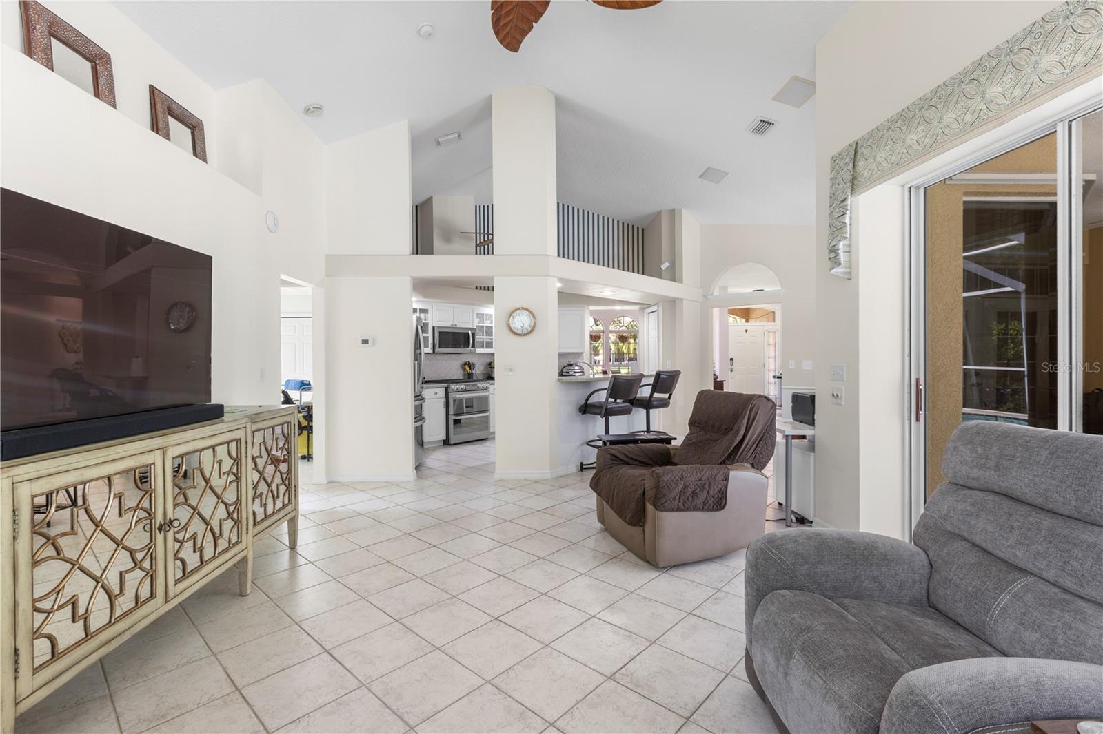 Image 13 of 87 For 13702 76th Terrace