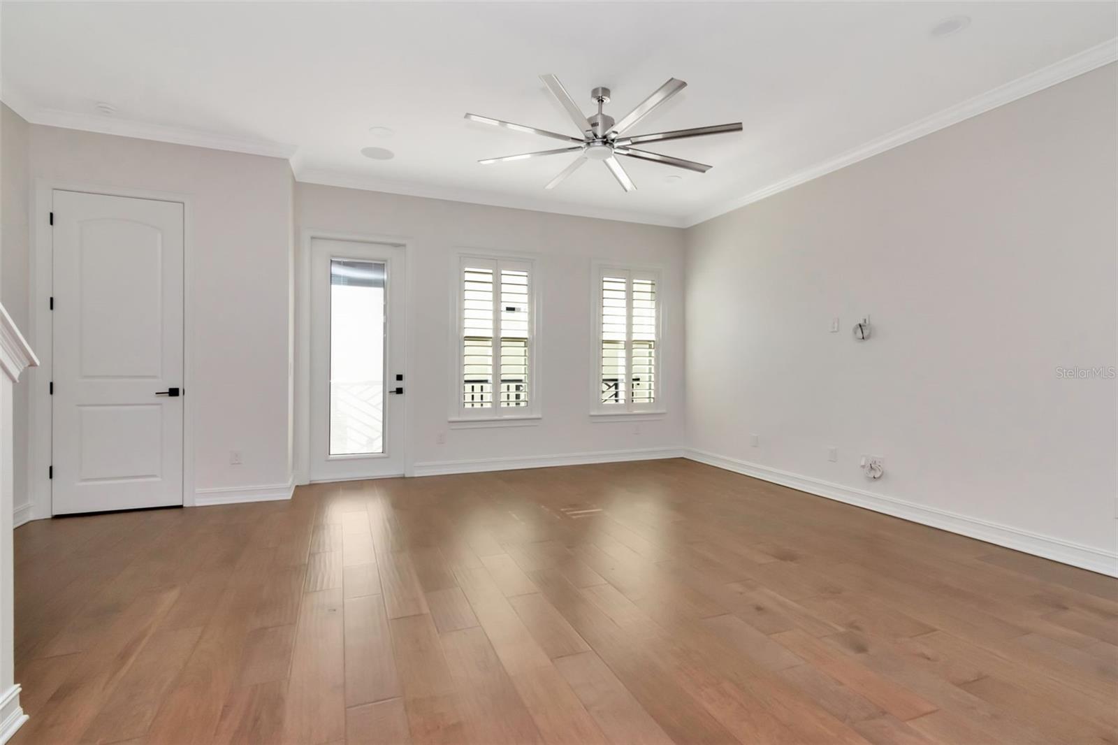 Image 18 of 46 For 3505 Macdill Avenue 6