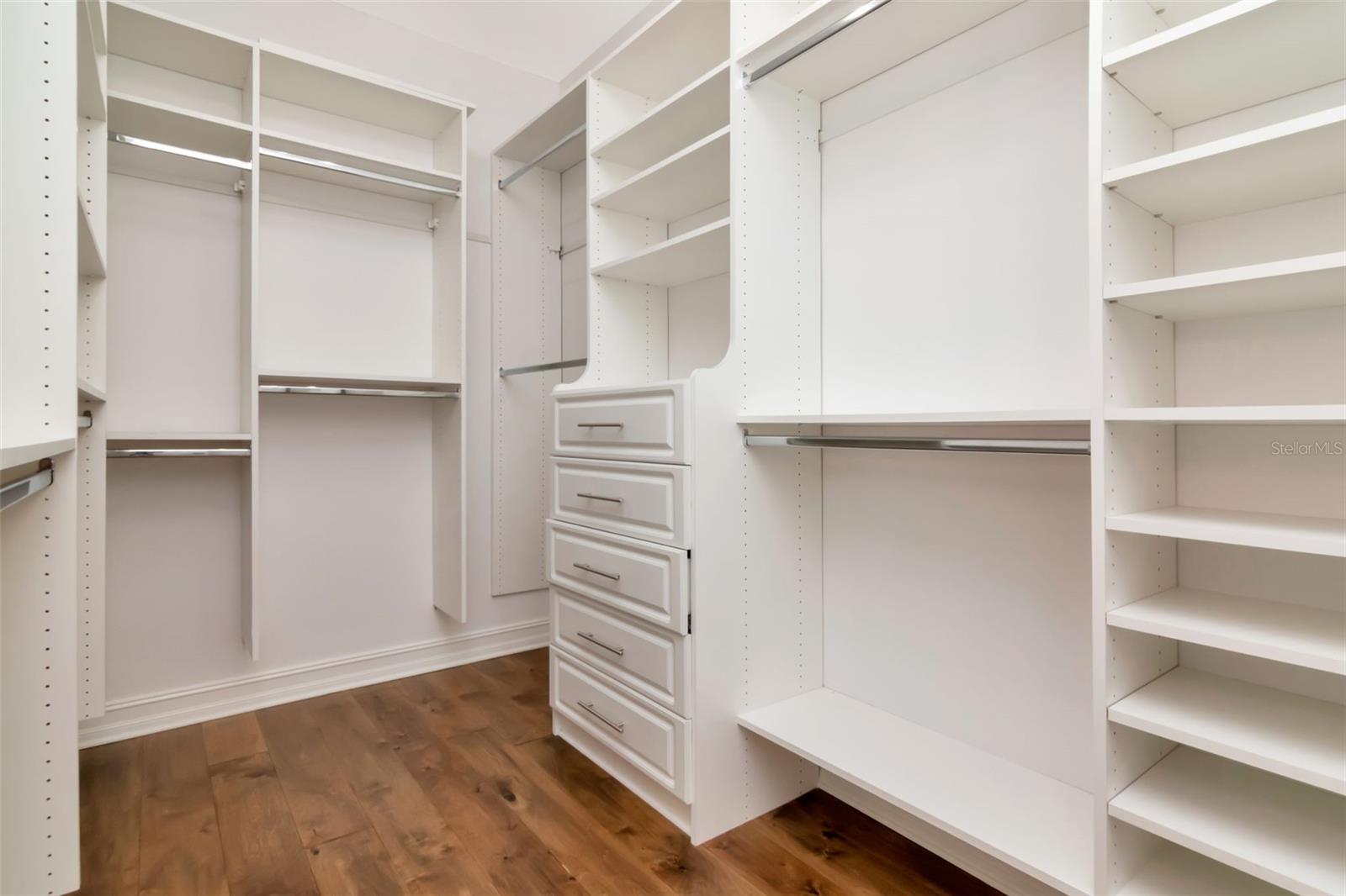 Image 29 of 46 For 3505 Macdill Avenue 6