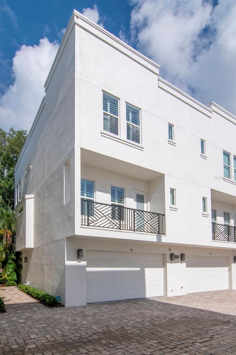 Image 3 of 46 For 3505 Macdill Avenue 6