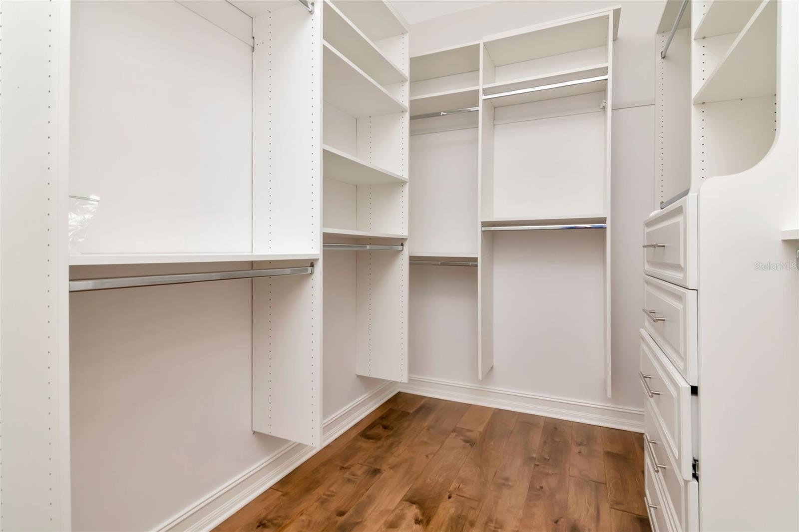 Image 30 of 46 For 3505 Macdill Avenue 6
