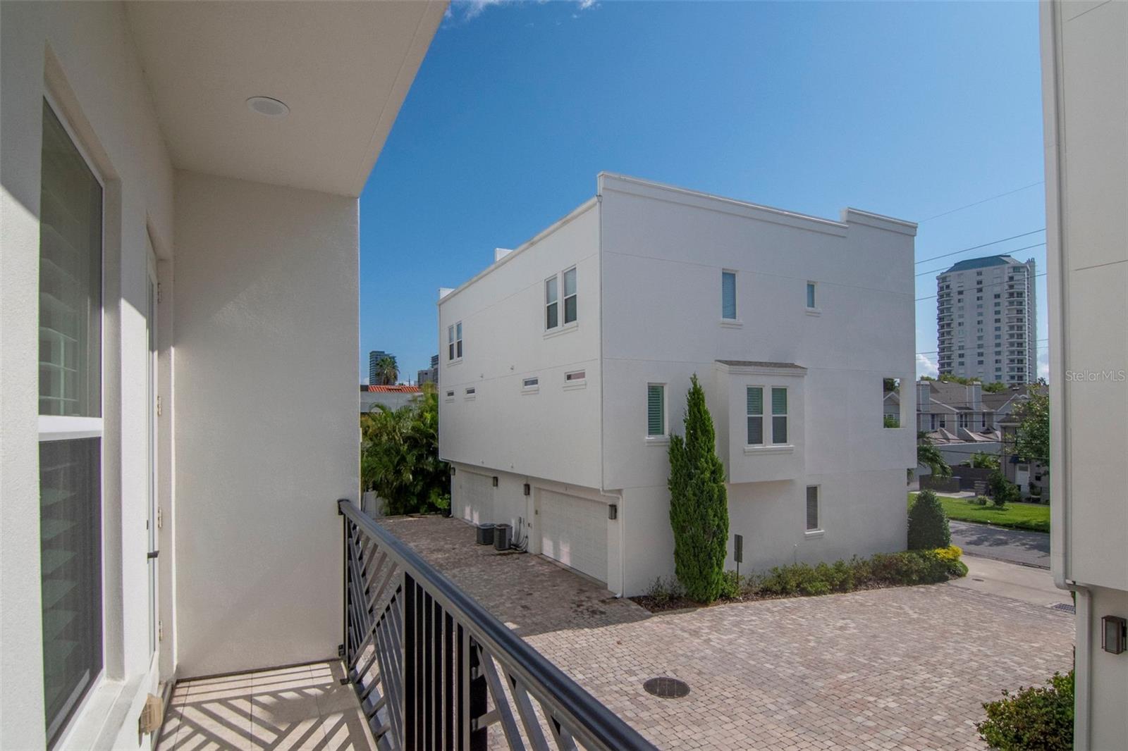 Image 40 of 46 For 3505 Macdill Avenue 6