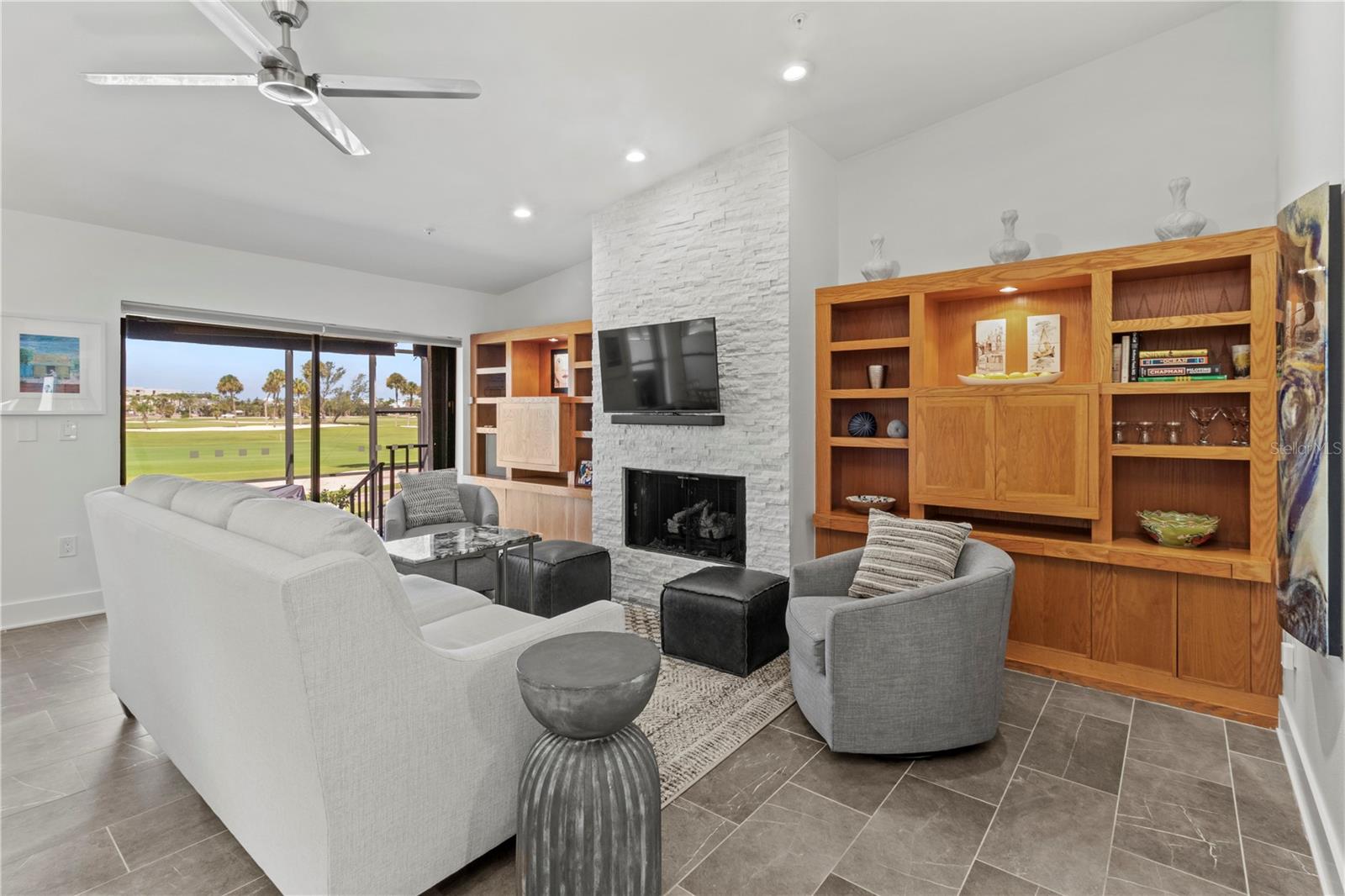 Image 18 of 64 For 2377 Harbour Oaks Drive