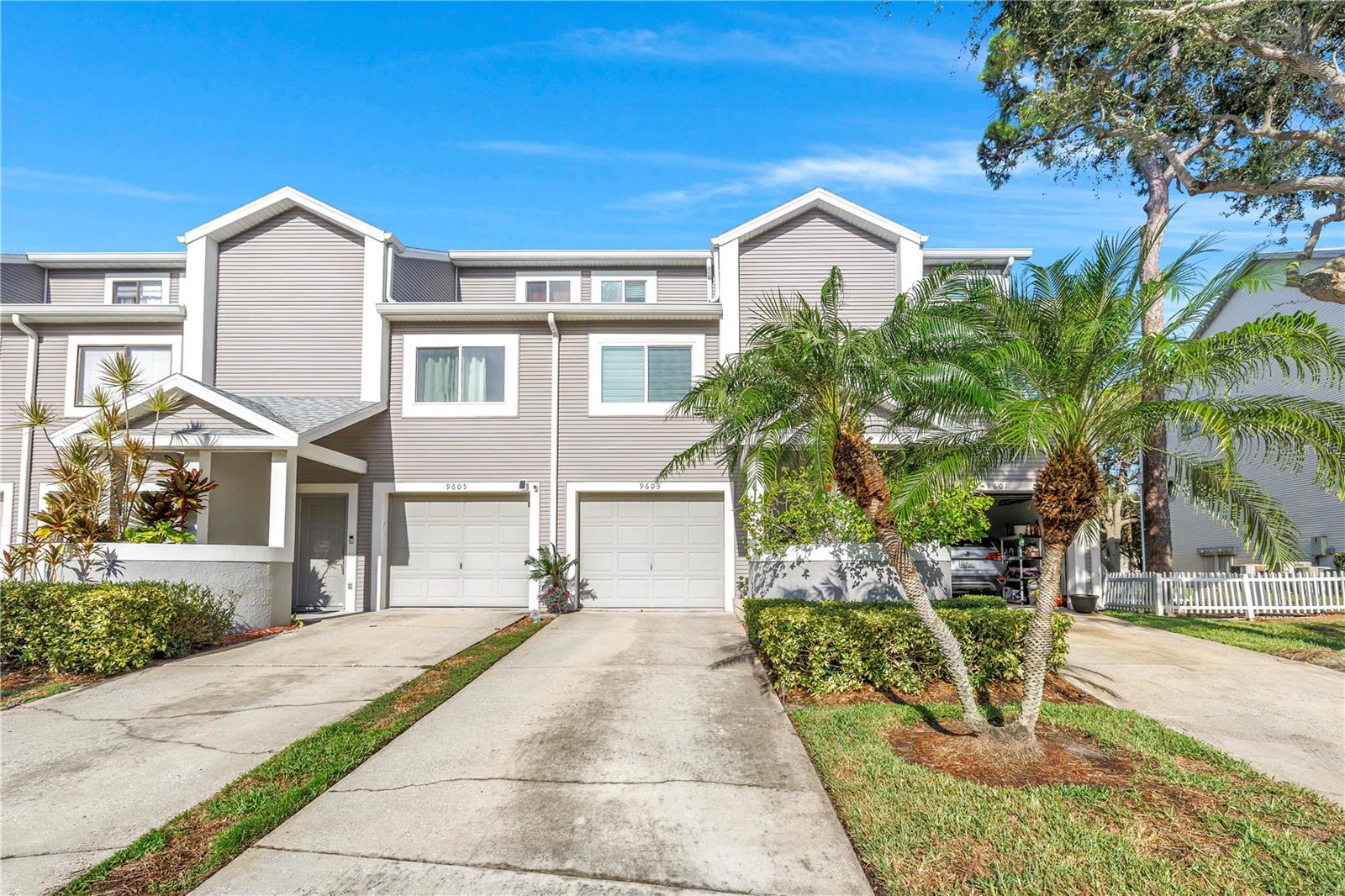 Image 35 of 50 For 9603 Tara Cay Court 55