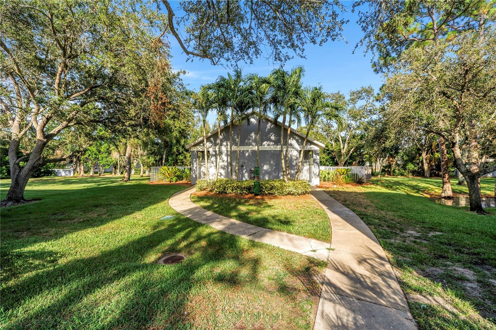 Image 39 of 50 For 9603 Tara Cay Court 55