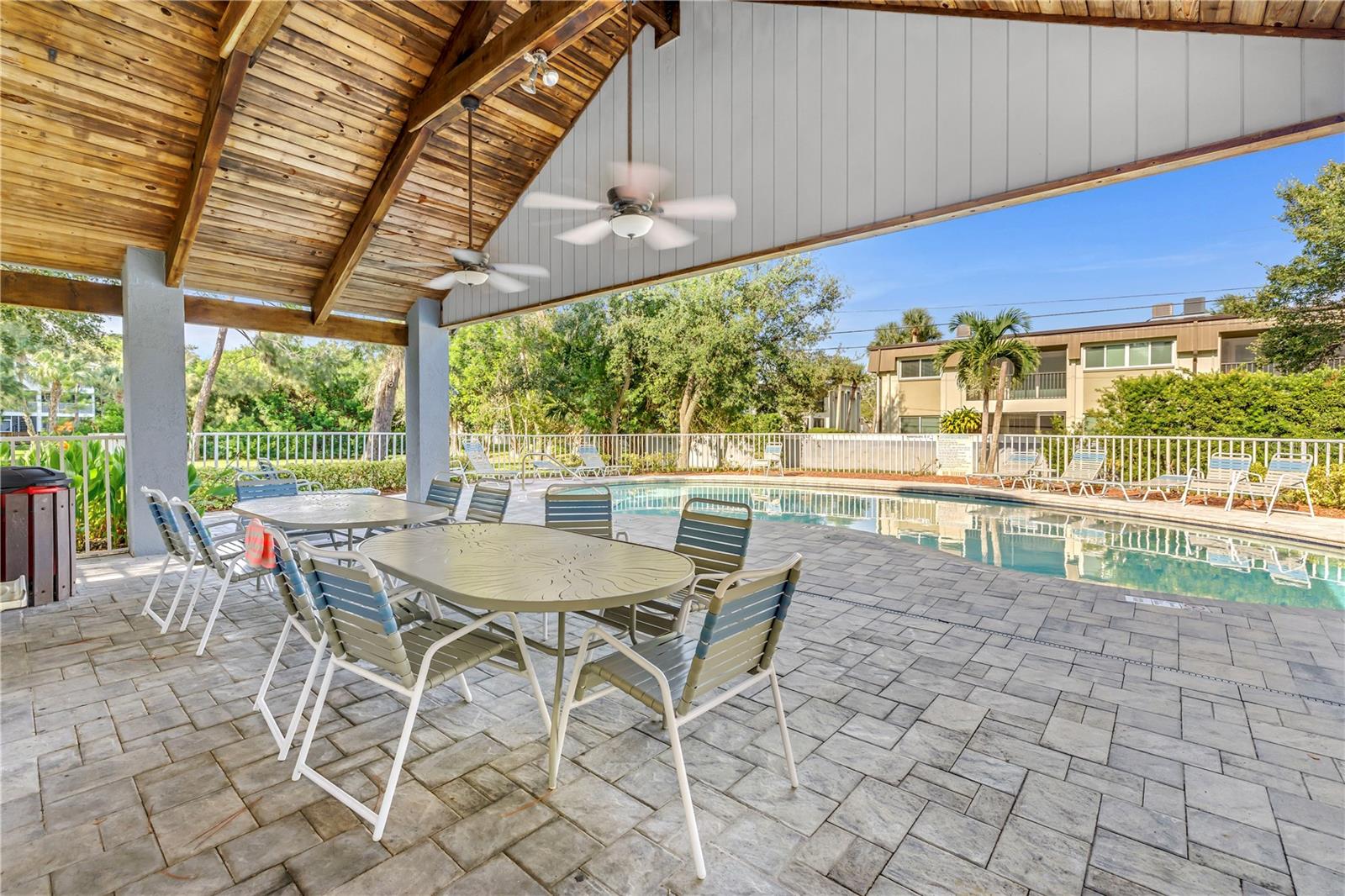 Image 40 of 50 For 9603 Tara Cay Court 55