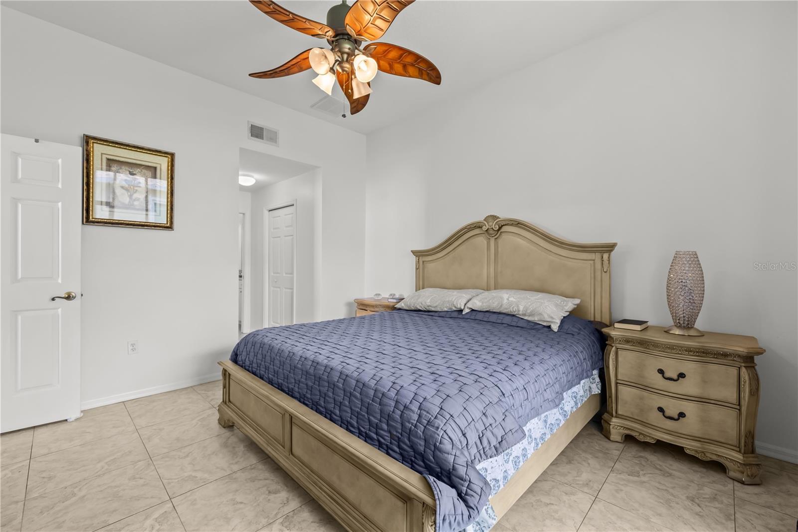 Image 10 of 25 For 2652 Tottenham Drive