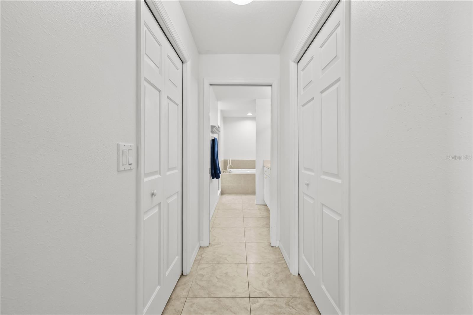 Image 11 of 25 For 2652 Tottenham Drive