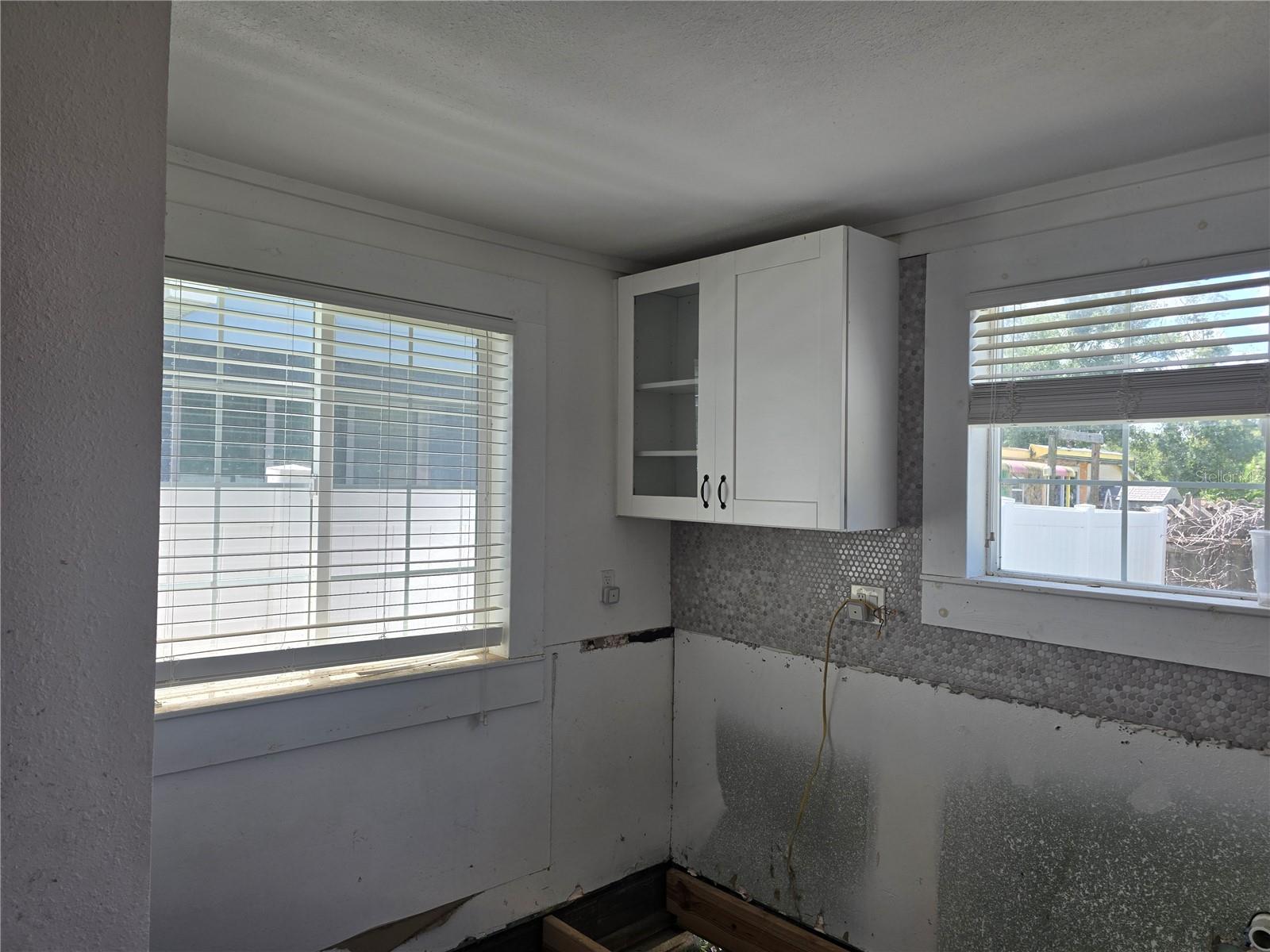 Image 9 of 27 For 1327 Georgia Avenue