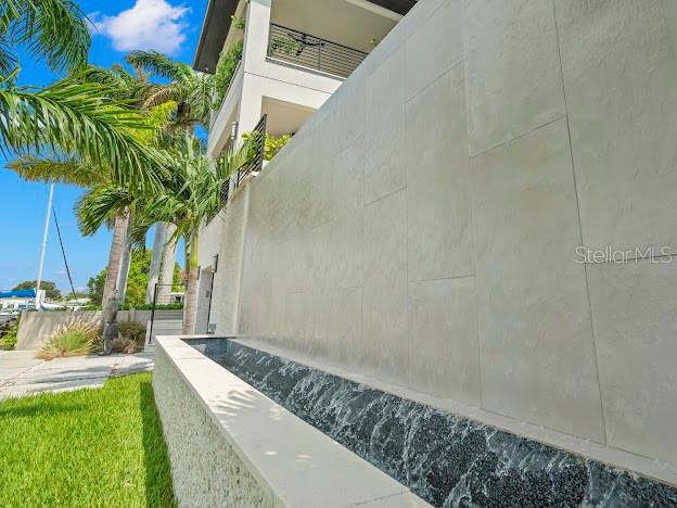 Listing photo id 49 for 7949 2nd Avenue S