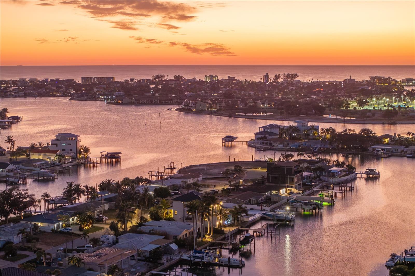 Listing photo id 56 for 7949 2nd Avenue S