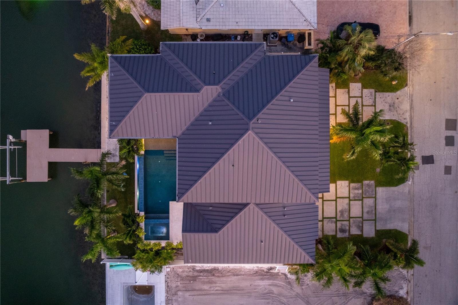 Listing photo id 58 for 7949 2nd Avenue S