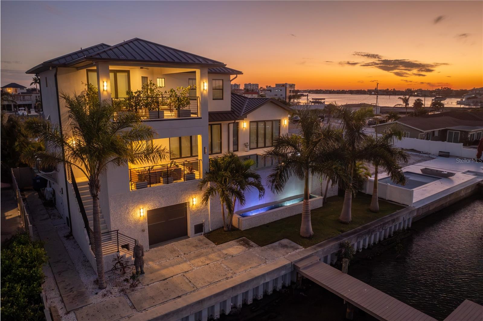 Listing photo id 61 for 7949 2nd Avenue S