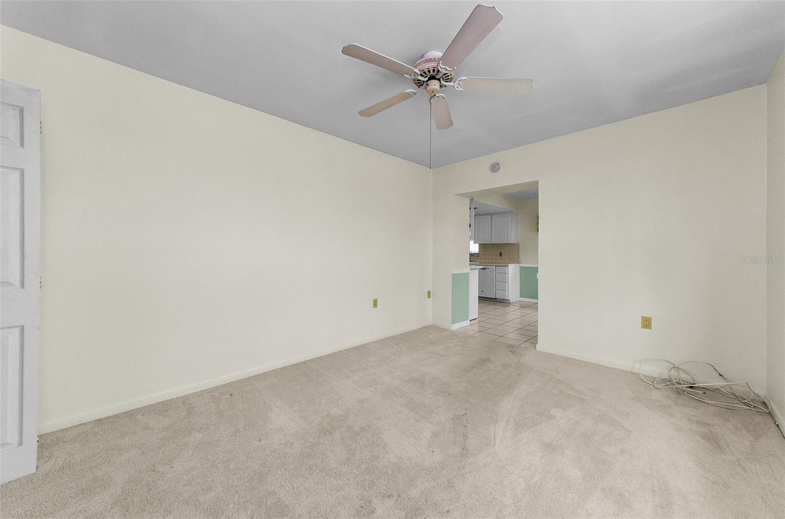 Image 16 of 61 For 5461 Palm Crest Court N 5461