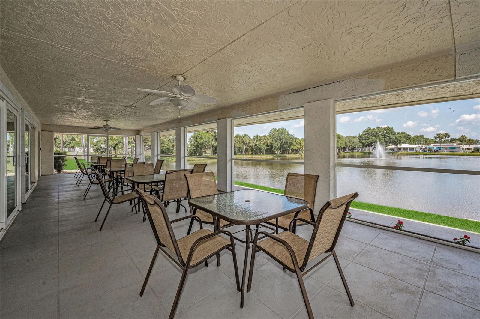 Image 41 of 61 For 5461 Palm Crest Court N 5461