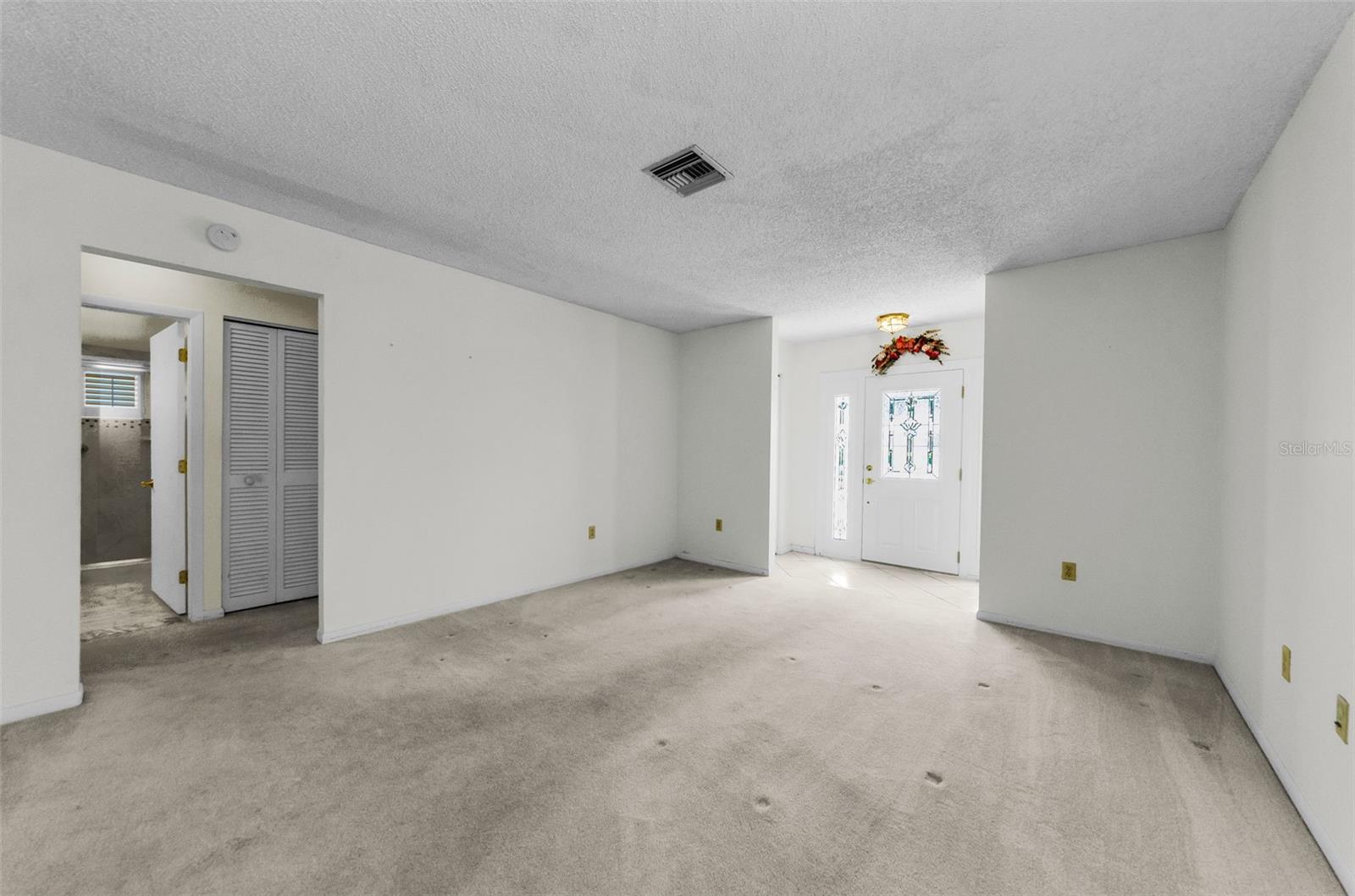 Image 7 of 61 For 5461 Palm Crest Court N 5461
