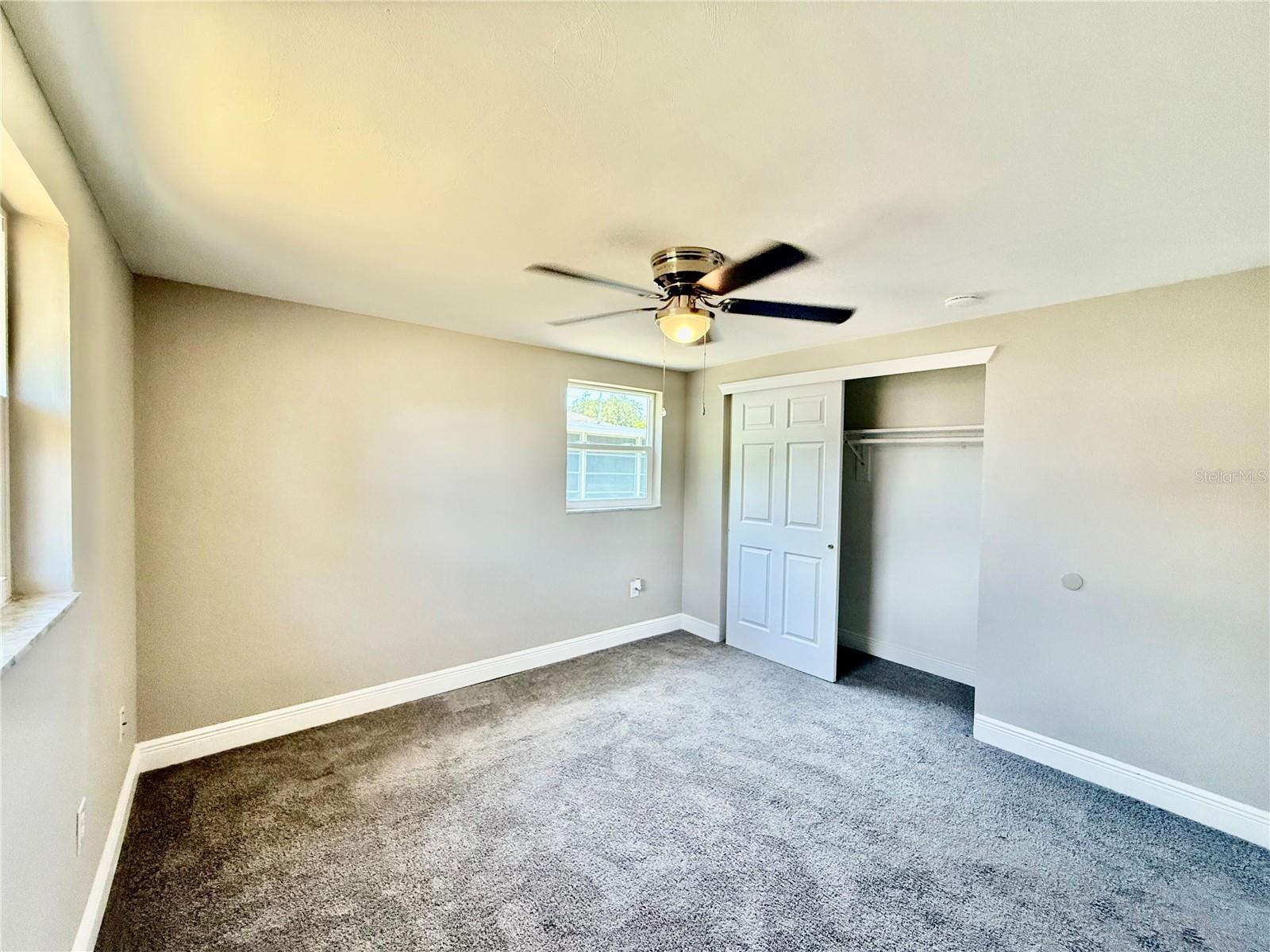 Image 16 of 28 For 10824 Hillcrest Avenue