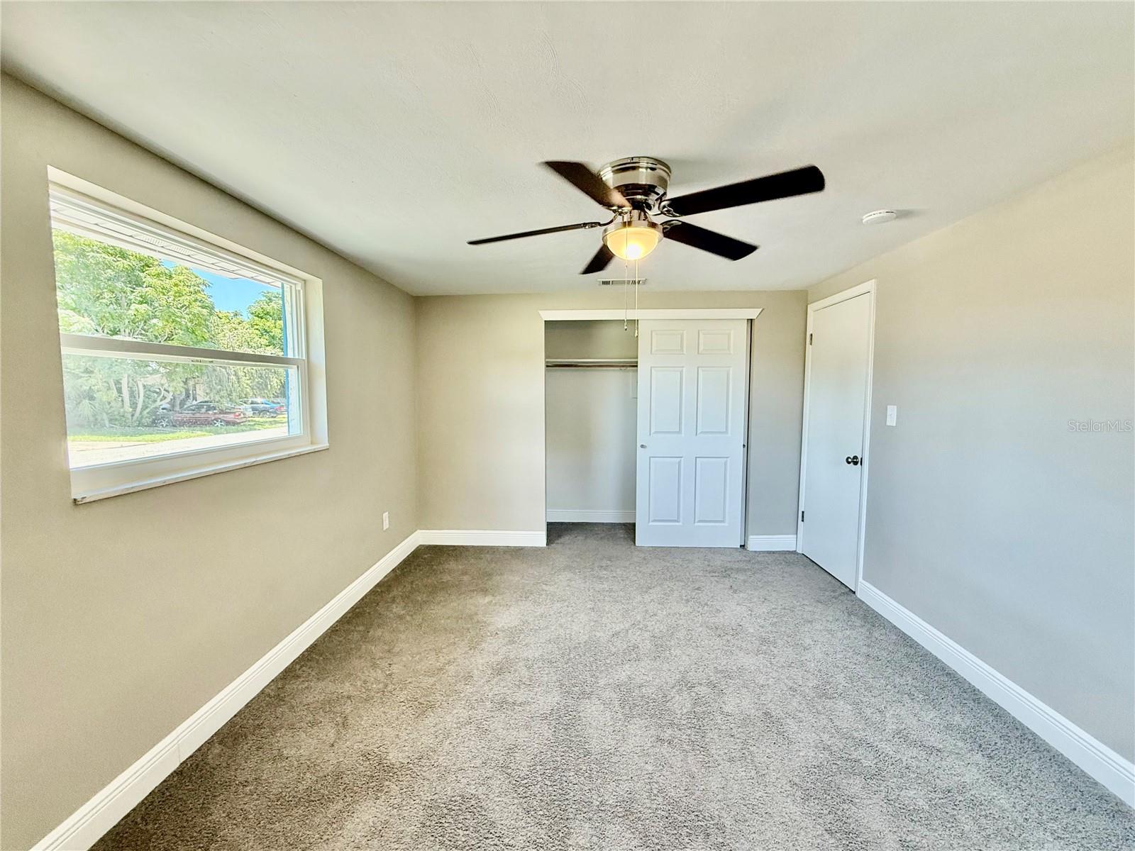 Image 21 of 28 For 10824 Hillcrest Avenue