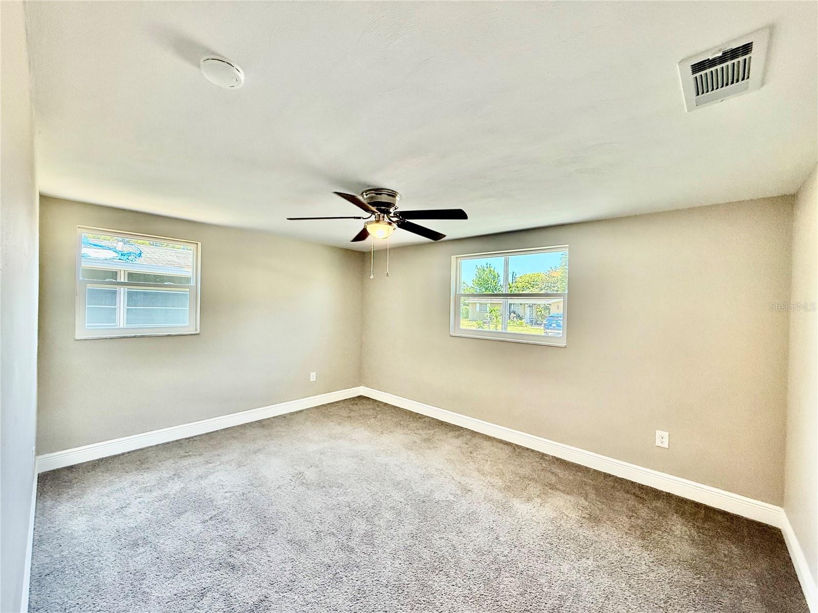 Image 22 of 28 For 10824 Hillcrest Avenue