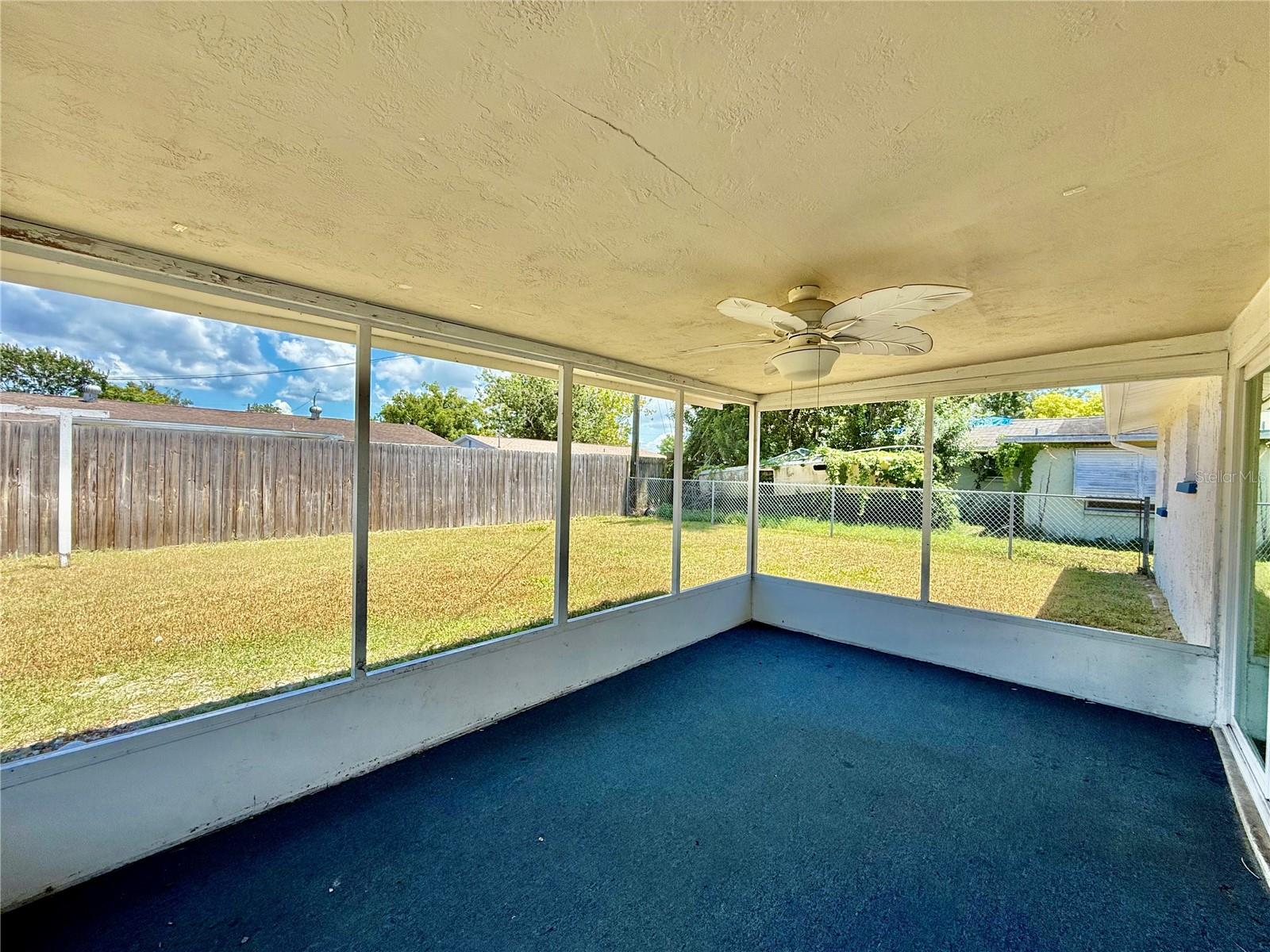 Image 25 of 28 For 10824 Hillcrest Avenue