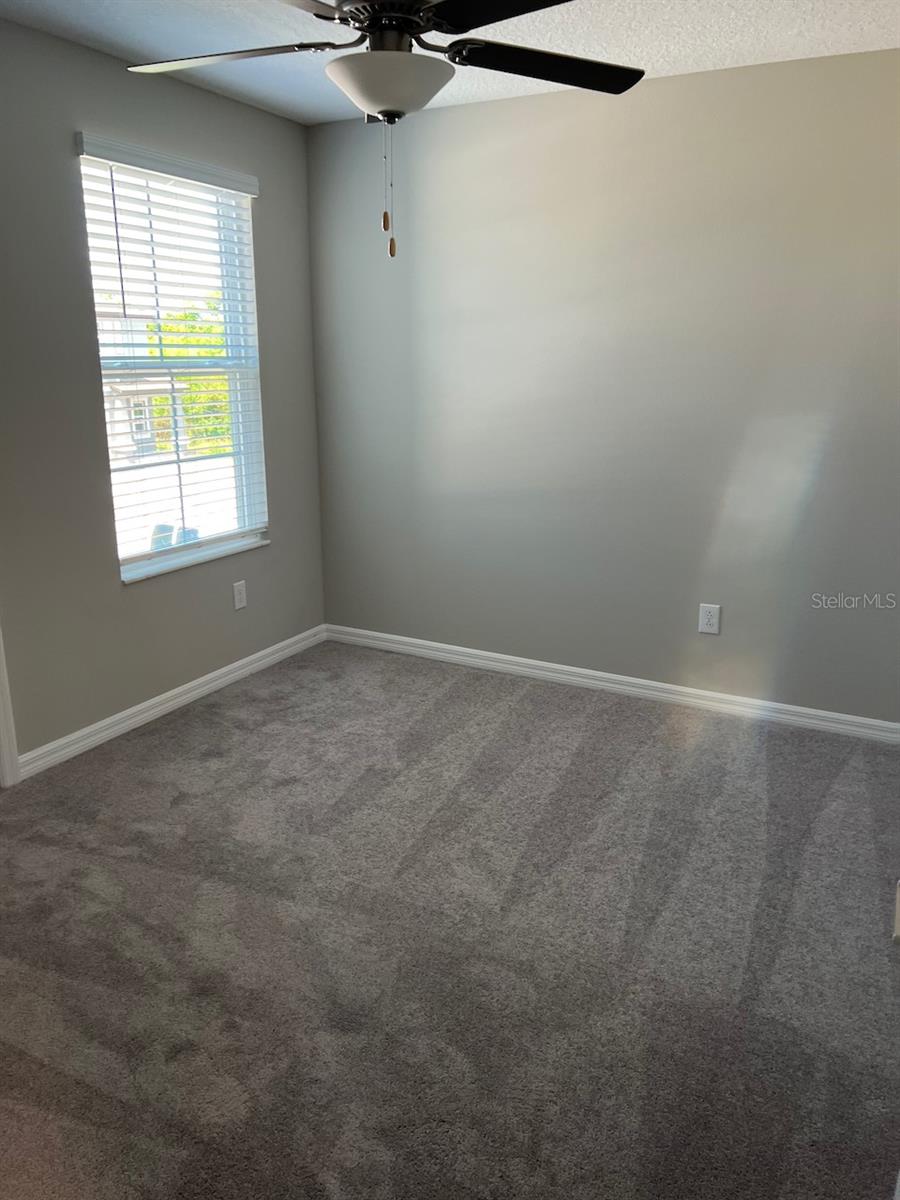 Image 16 of 20 For 580 Royal Empress Drive