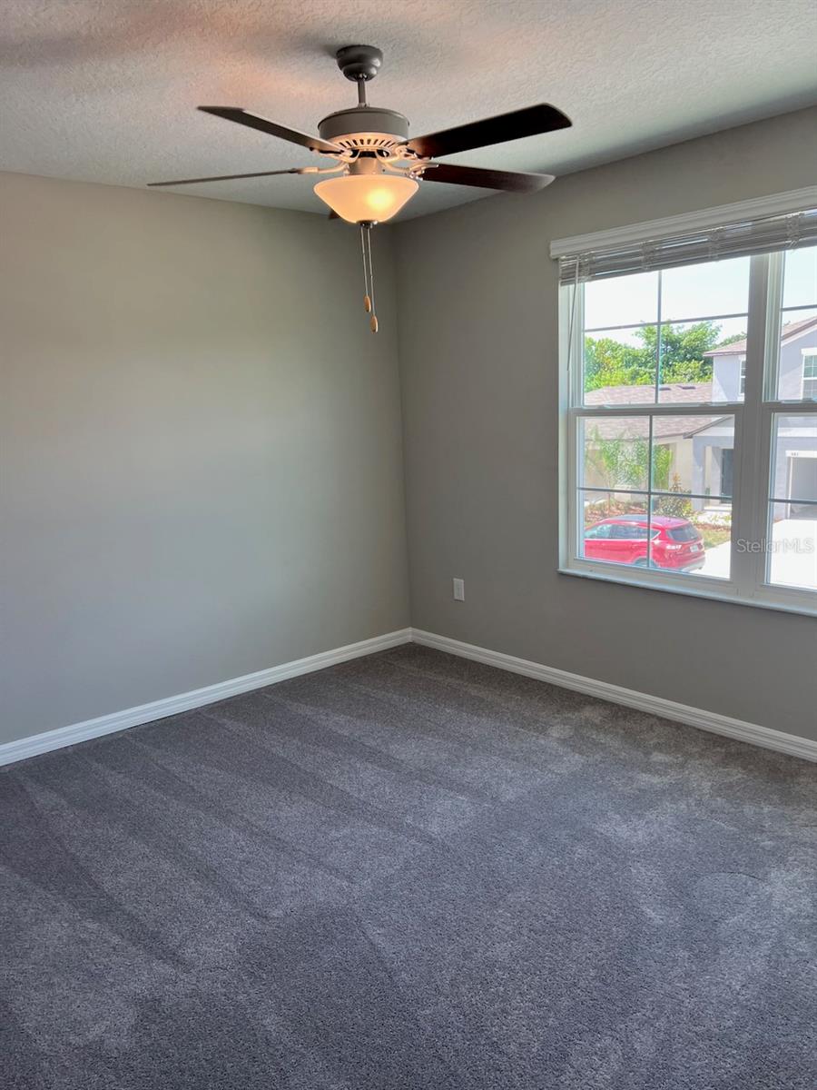 Image 17 of 20 For 580 Royal Empress Drive