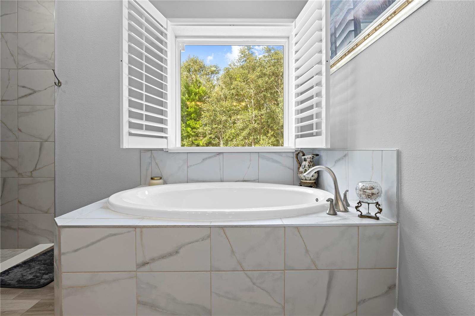Image 12 of 82 For 12113 Pine Club Circle