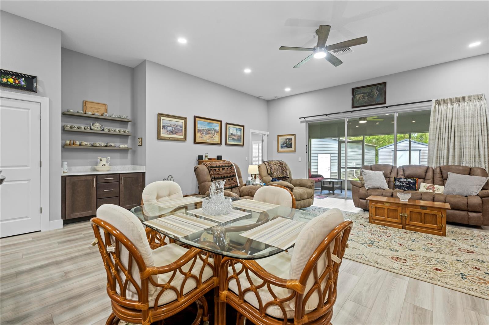 Image 28 of 82 For 12113 Pine Club Circle
