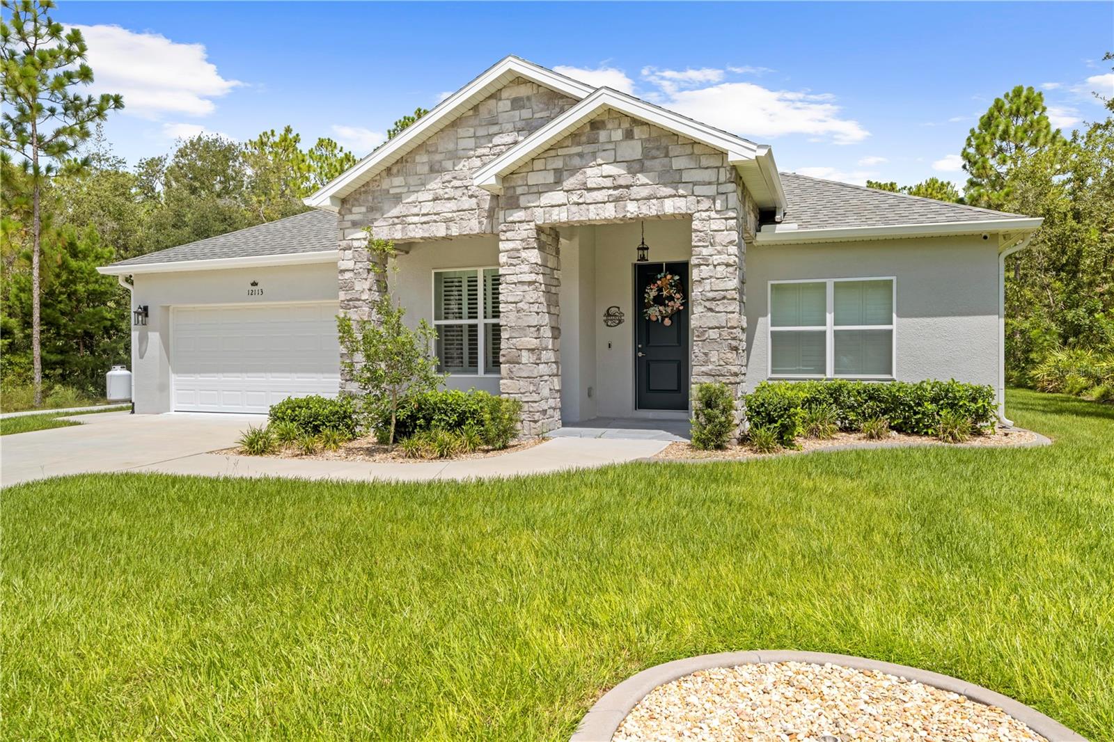 Image 4 of 82 For 12113 Pine Club Circle