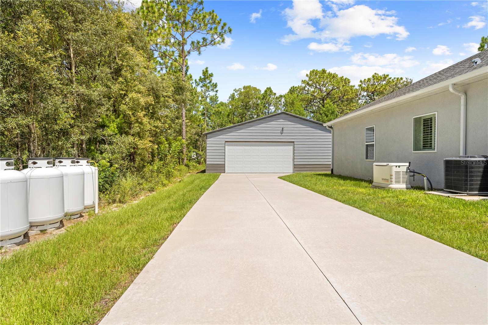 Image 76 of 82 For 12113 Pine Club Circle