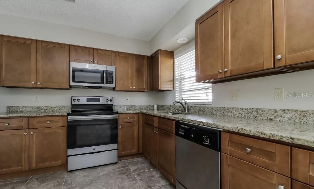 Image 6 of 6 For 621 Palomas Avenue