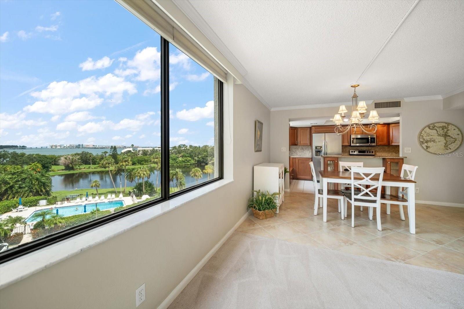 Image 13 of 56 For 220 Belleview Boulevard 410